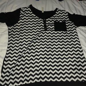 Women’s chevron shirt
